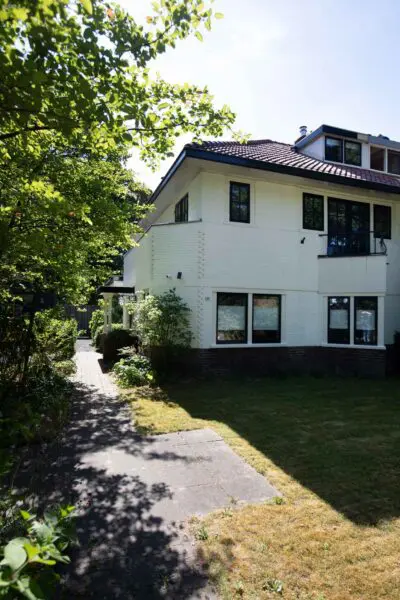 Straatzijde gerenoveerde hoofdwoning – Kerckebosch Zeist